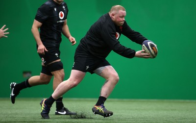 270125 - Wales Rugby Training in the week leading up to their first 6 Nations game against France - Keiron Assiratti during training