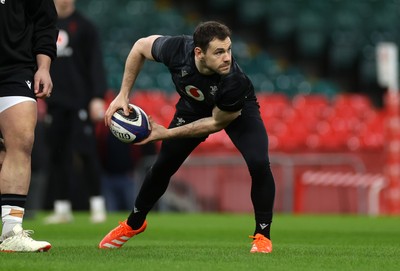 270125 - Wales Rugby Training in the week leading up to their first 6 Nations game against France - Tomos Williams during training