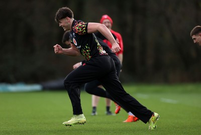 270126 - Wales Rugby Training on the first day of 6 Nations camp - Eddie James