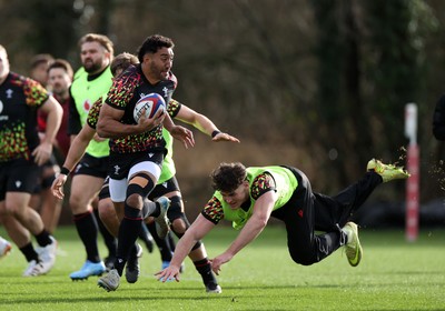 270126 - Wales Rugby Training on the first day of 6 Nations camp - Gabriel Hamer-Webb