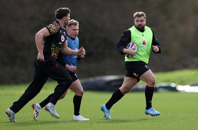 270126 - Wales Rugby Training on the first day of 6 Nations camp - Tomas Francis