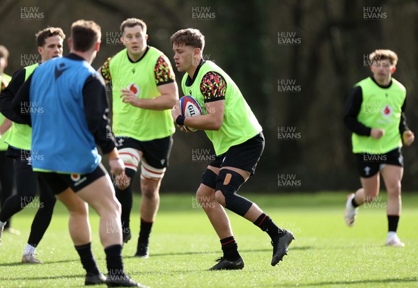 270126 - Wales Rugby Training on the first day of 6 Nations camp - Alex Mann