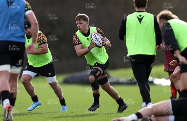 270126 - Wales Rugby Training on the first day of 6 Nations camp - Alex Mann