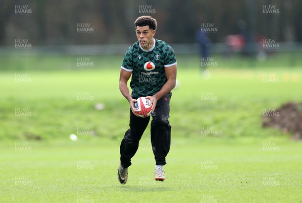 270224 - Wales Rugby Training - Rio Dyer during training