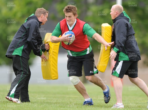 27.05.09 - Wales Rugby Training - Jonathan Davies in action during training. 