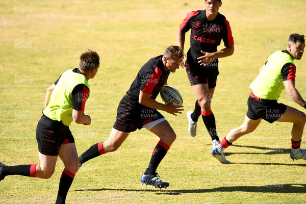 270622 - Wales Rugby Training - Dan Biggar during training