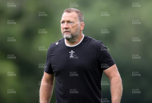 270623 - The Wales Rugby Team training in preparation for the Rugby World Cup - Forwards Coach Jonathan Humphreys
