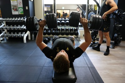 270625 - Wales Rugby Gym and Recovery upon arrival in Japan - Cameron Winnett