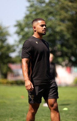 270625 - Wales Rugby training upon arrival in Japan - Ben Thomas during training