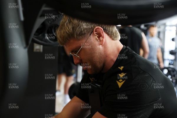 270625 - Wales Rugby Gym and Recovery upon arrival in Japan - Aaron Wainwright