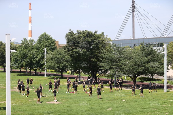 270625 - Wales Rugby training upon arrival in Japan - 