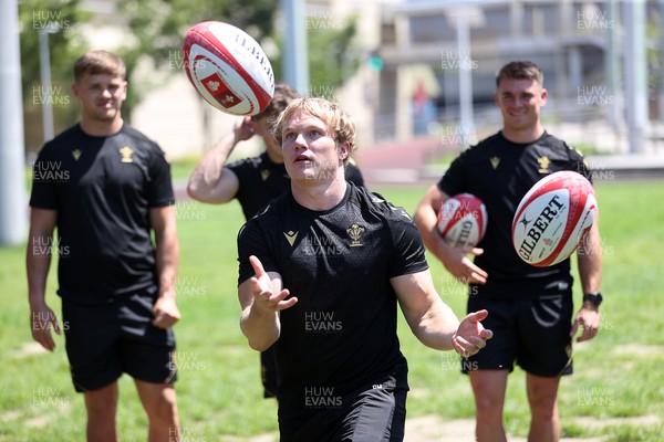 270625 - Wales Rugby training upon arrival in Japan - Blair Murray during training