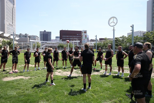 270625 - Wales Rugby training upon arrival in Japan - Johnny Williams during training