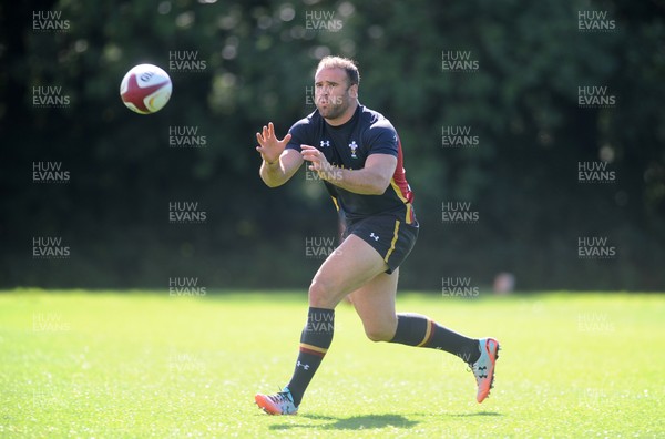 270815 - Wales Rugby Training -Jamie Roberts during training