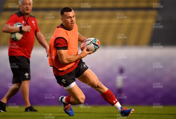 270919 - Wales Rugby Training - Gareth Davies during training