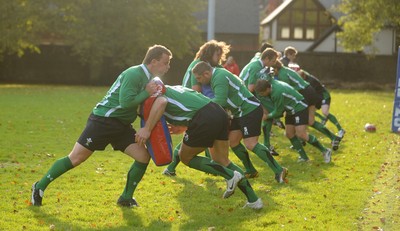 27.10.08 - Wales Rugby Training - Wales players in action during training 