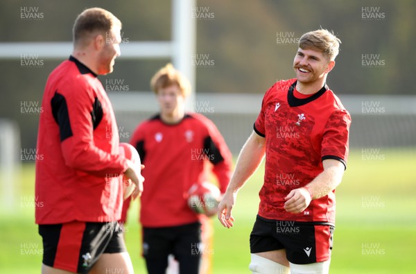 271020 - Wales Rugby Training - Ross Moriarty and Aaron Wainwright during training