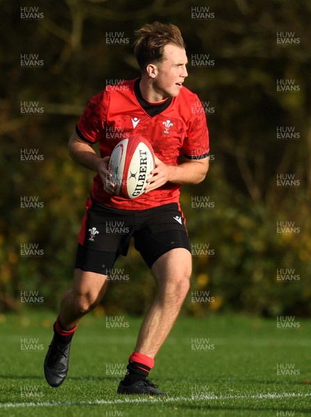 271020 - Wales Rugby Training - Ioan Lloyd during training