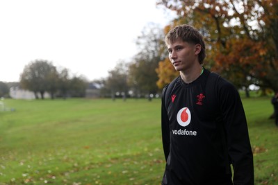 271026 - Wales Rugby Training - Ellis Mee during training