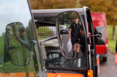 271026 - Wales Rugby Training - Seb Davies during training