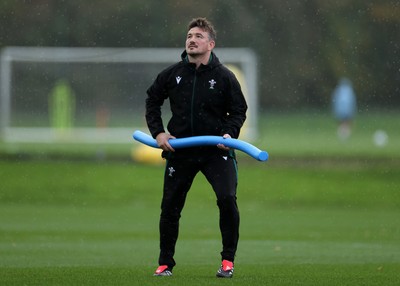 271026 - Wales Rugby Training - Alex Davies, Kicking Coach