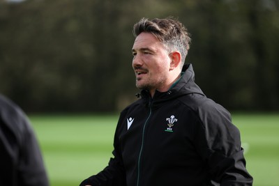 271026 - Wales Rugby Training - Alex Davies, Kicking Coach