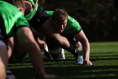 271026 - Wales Rugby Training - Jac Morgan during training