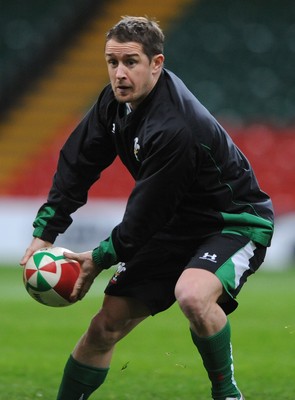 27.11.08 - Wales Rugby Training - Shane Williams in action during training. 