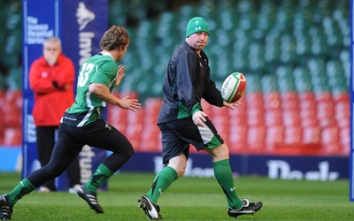 27.11.09 - Wales Rugby Training - Martyn Williams in action during training. 