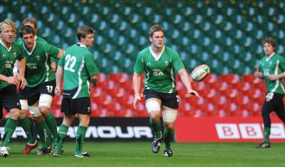 27.11.09 - Wales Rugby Training - Dan Lydiate during training. 