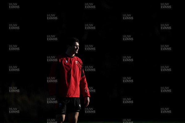 271120 - Wales Rugby Training - James Botham during training