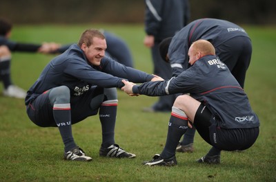 28.01.08 - Wales Rugby Training - Gethin Jenkins(L) and Martyn Williams in action  during training 