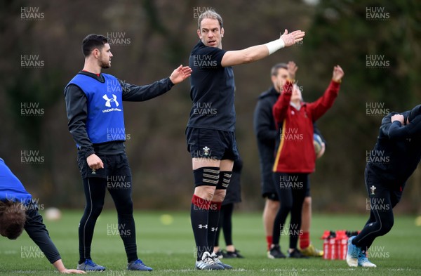 280119 - Wales Rugby Training - Tomos Williams and Alun Wyn Jones during training