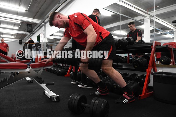 280122 - Wales Rugby Training - James Ratti during a gym session