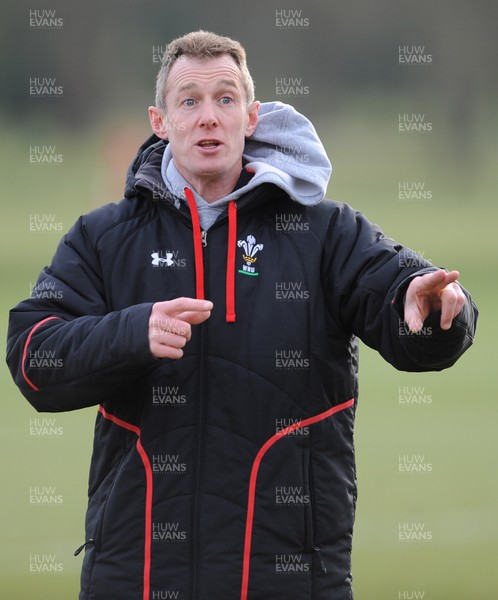 280213 - Wales Rugby Training -Rob Holwey during training