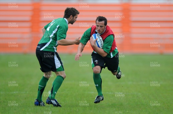 28.05.09 - Wales Rugby Training - Daniel Evans during training. 