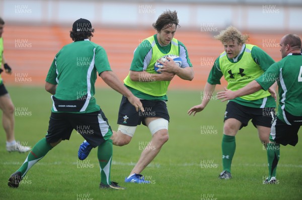 28.05.09 - Wales Rugby Training - Ryan Jones during training. 