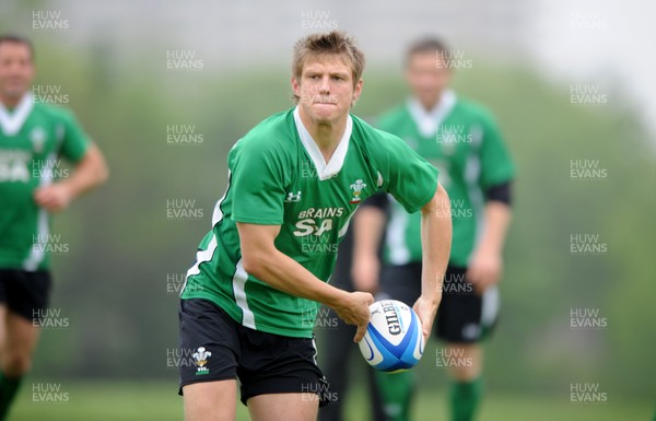 28.05.09 - Wales Rugby Training - Dan Biggar during training. 
