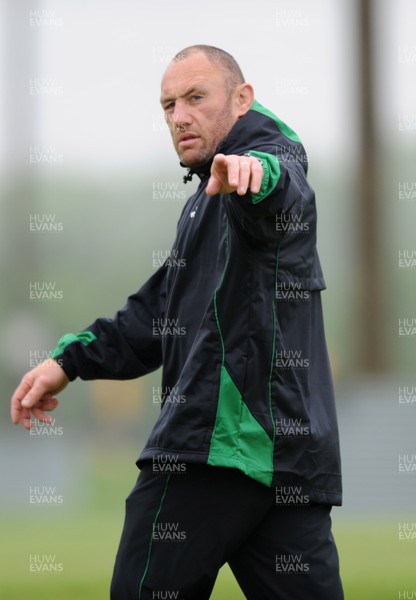 28.05.09 - Wales Rugby Training - Head coach, Robin McBryde during training. 
