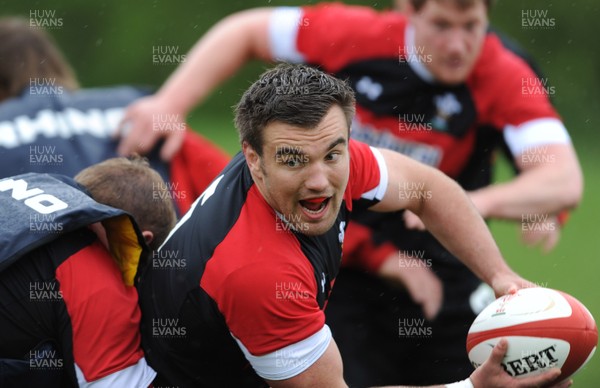 280513 - Wales Rugby Training -Emyr Phillips during training