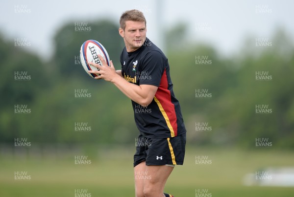 280516 - Wales Rugby Training -Dan Biggar during training