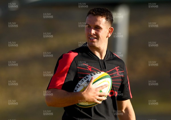 280622 - Wales Rugby Training - Owen Watkin during training
