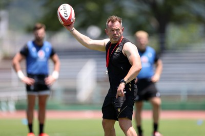 280625 - Wales Rugby Training Session in Kitakyushu - Danny Wilson, Forwards Coach during training