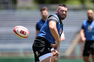 280625 - Wales Rugby Training Session in Kitakyushu - Gareth Thomas during training