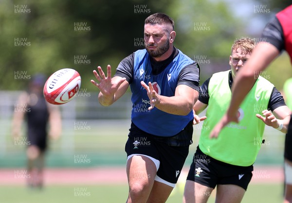 280625 - Wales Rugby Training Session in Kitakyushu - Gareth Thomas during training