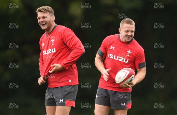 280819 - Wales Rugby Training - Dan Biggar and James Davies during training