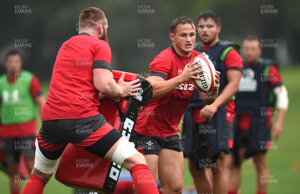 280819 - Wales Rugby Training - Hallam Amos during training