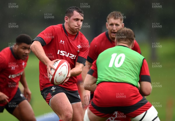 280819 - Wales Rugby Training - Ryan Elias during training