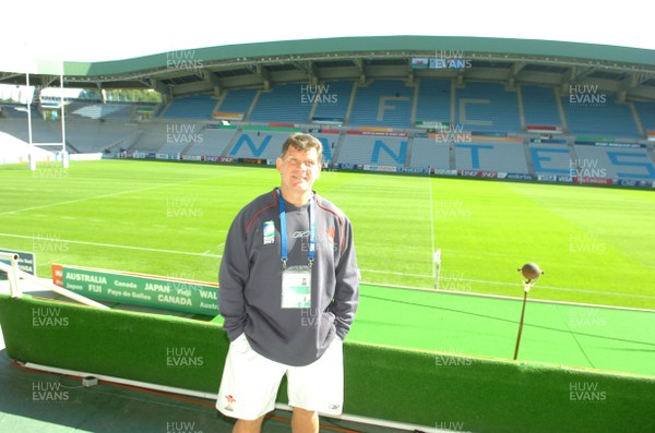 28.09.07 - Wales Rugby World Cup Training - Wales Coach, Gareth Jenkins looks around the stadium in Nantes where his team will play Fiji 