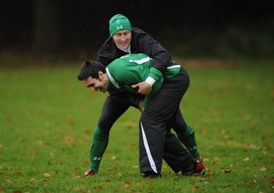 28.10.08 - Wales Rugby Training - Stephen Jones and Tom Shanklin in action during trainig 